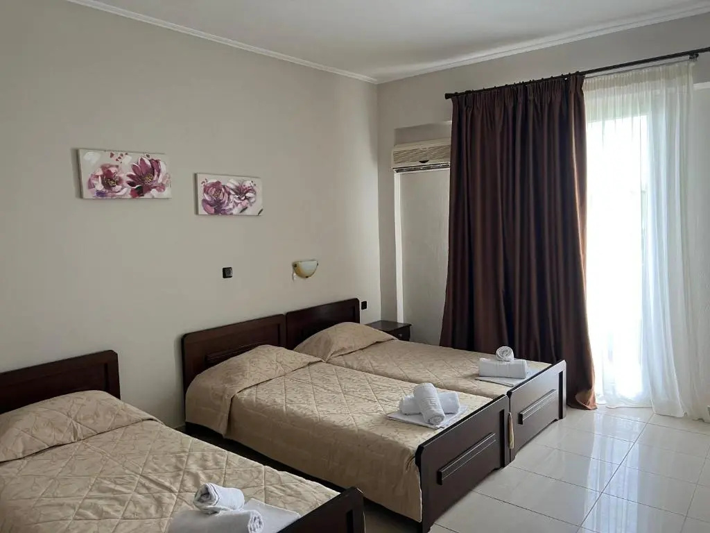 Economy room