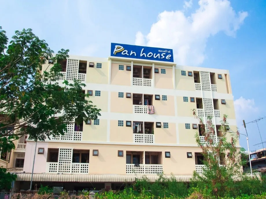Panhouse