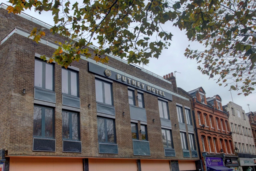 Putney Hotel — фото