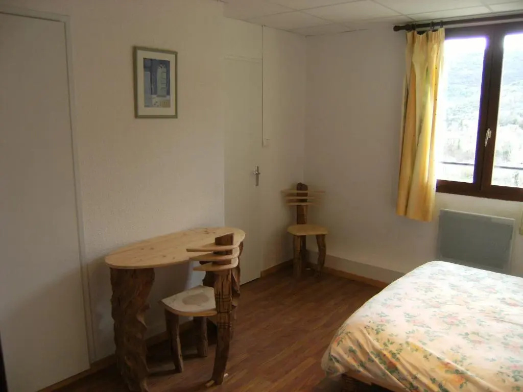 Standard Double room with mountain view (full double bed)