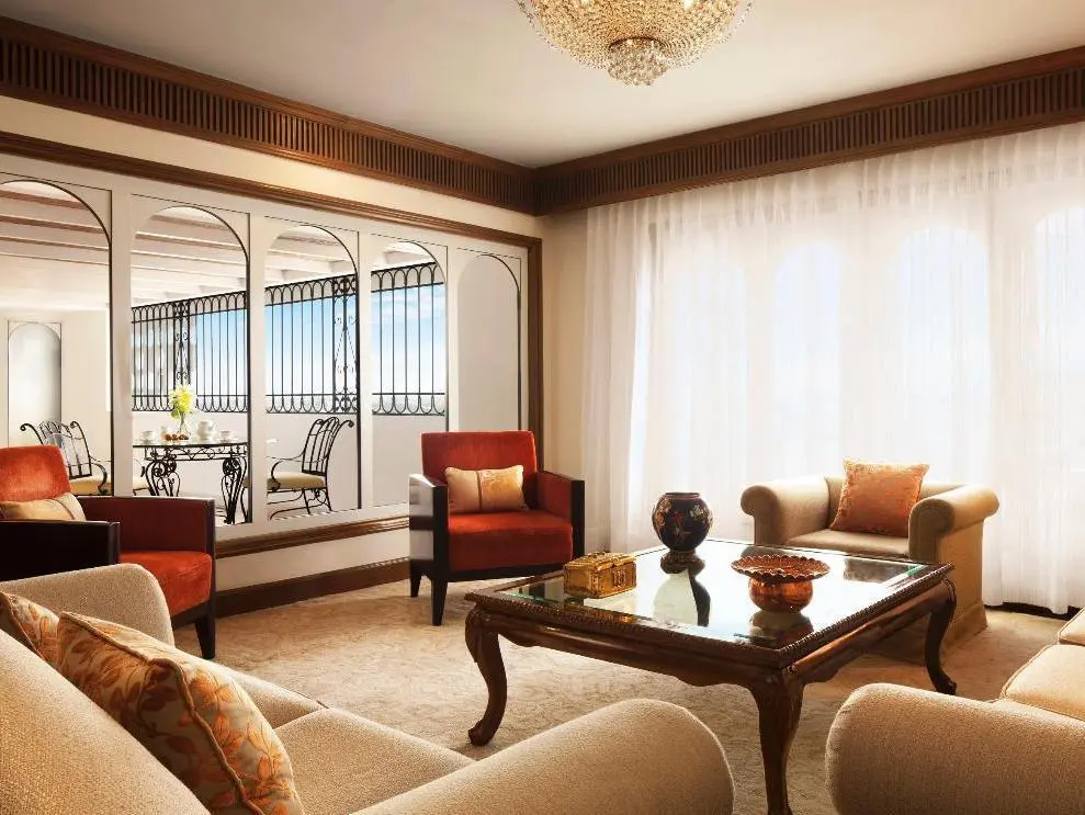 Executive Double Suite (full double bed)