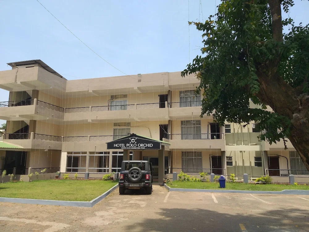 Polo Tura Hotel
