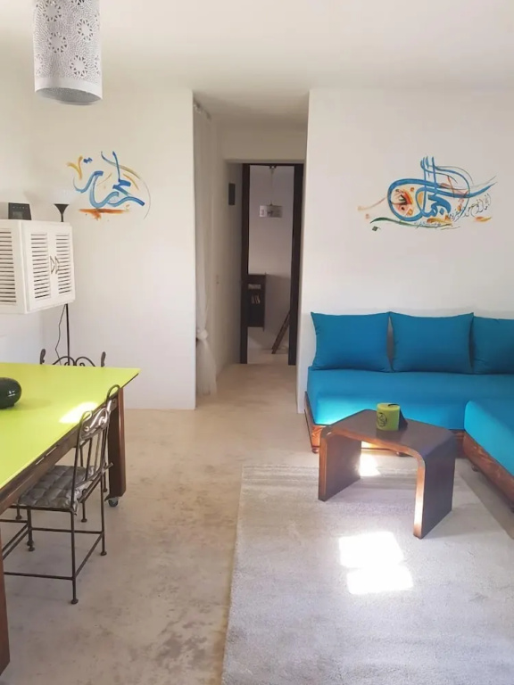 2 Bedrooms Apartment with balcony