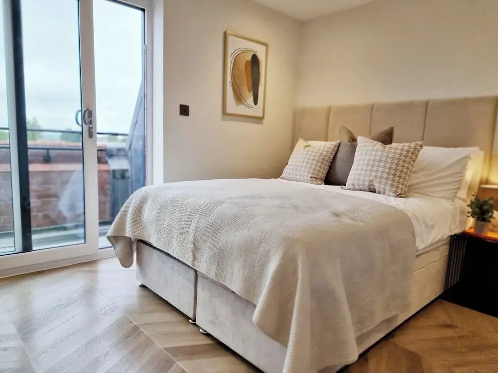 1 Bed Flat - Sleeps 2 - Parking - Wifi