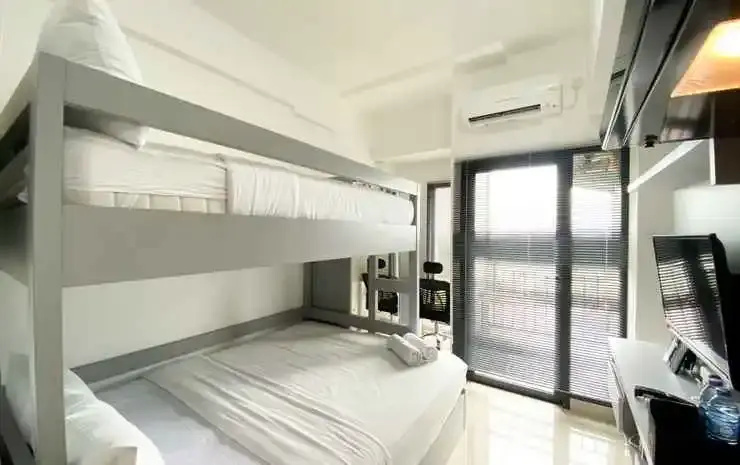 Cozy Stay Studio Apartment at Sayana Bekasi By Travelio