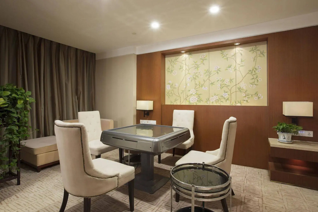 Landison Plaza International Hotel Zhenjiang - фото 23