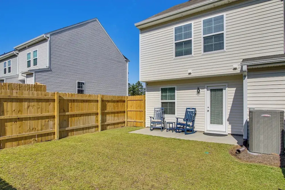 Private Yard: Family Hideaway 9 Mi to Fort Jackson