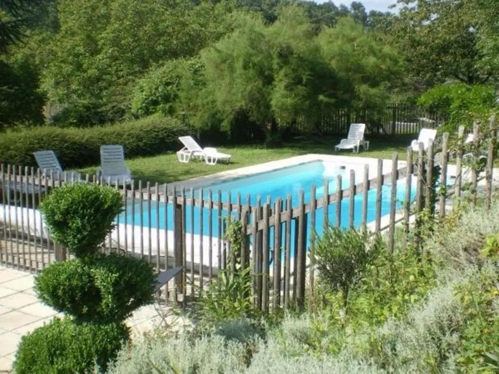 Afficher la photo 6 — Gîte Cravant-les-Côteaux, 3 pièces, 4 personnes - FR-1-381-60