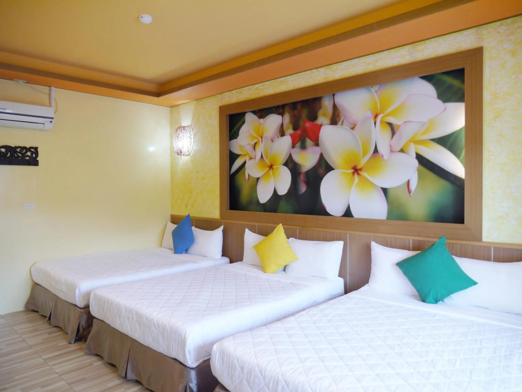 Sin Sin Hotel I — 3
