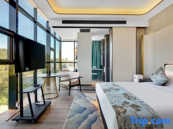 2 Bedrooms Suite with river view
