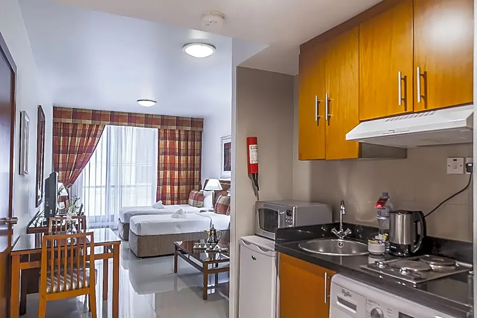 Golden Sands Hotel Apartments