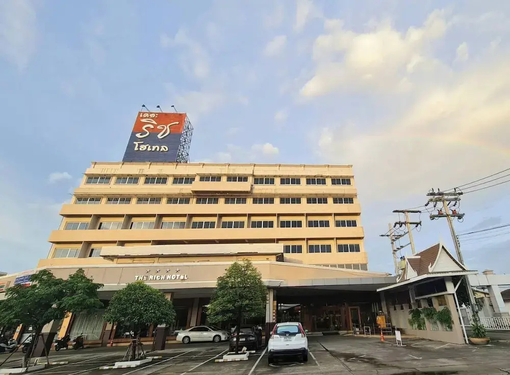 The Rich Hotel Rama 5