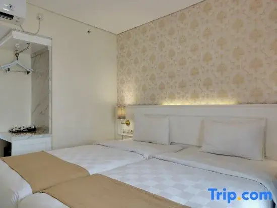 Standard Double room with balcony (twin beds)