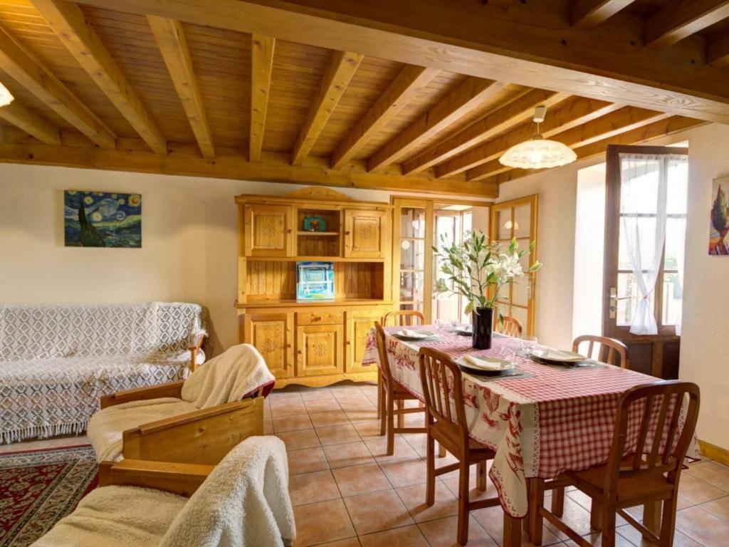 Gîte Les Salles, 4 pièces, 6 personnes - FR-1-496-225