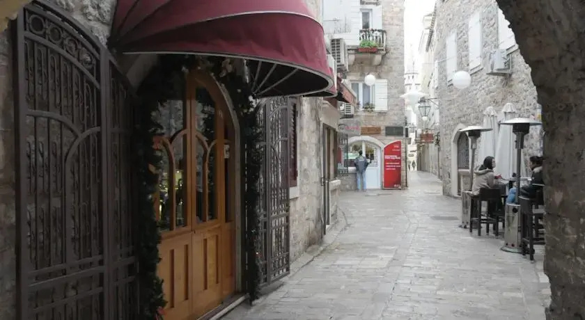Hotel photo 11
