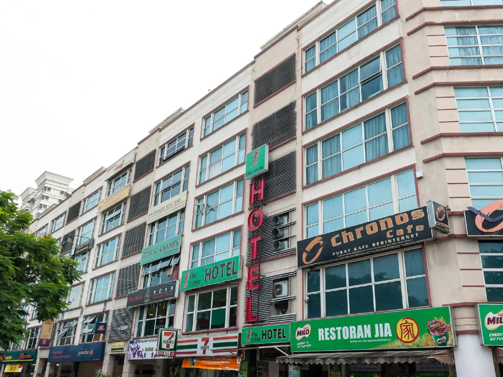 One Avenue Hotel