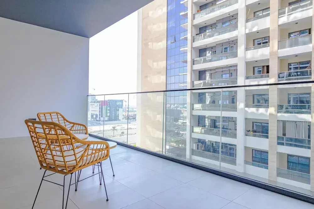 Bloomfields Stylish 1Br Binghatti Creek