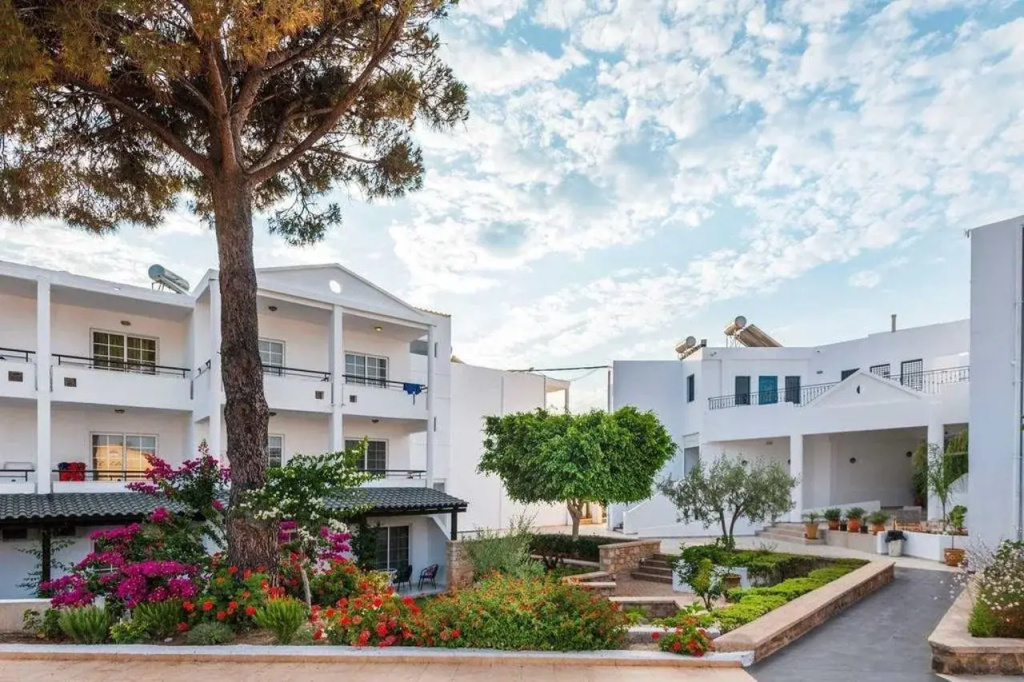 Elvita Beach Hotel