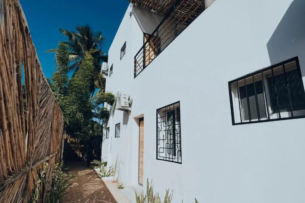 BaraBara Eat&Sleep - Eco Boutique Hotel