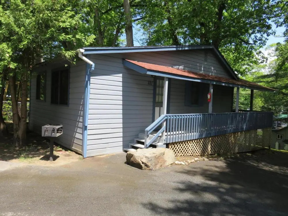 Premier Cottage
