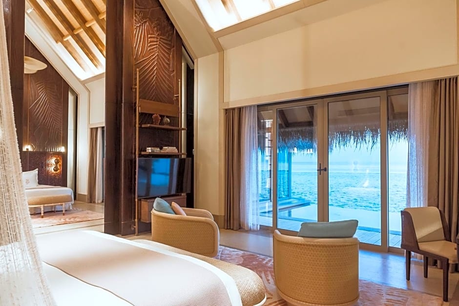 2 Bedrooms Water Villa with Pool
