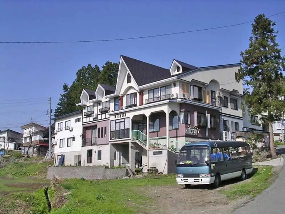 Village Hill Juvankan