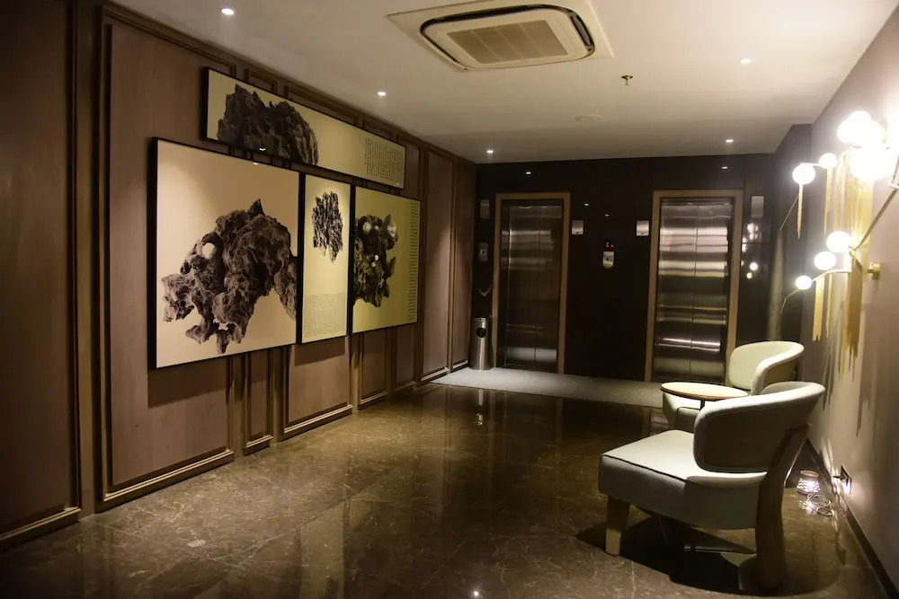 Levana Suites — фото 2