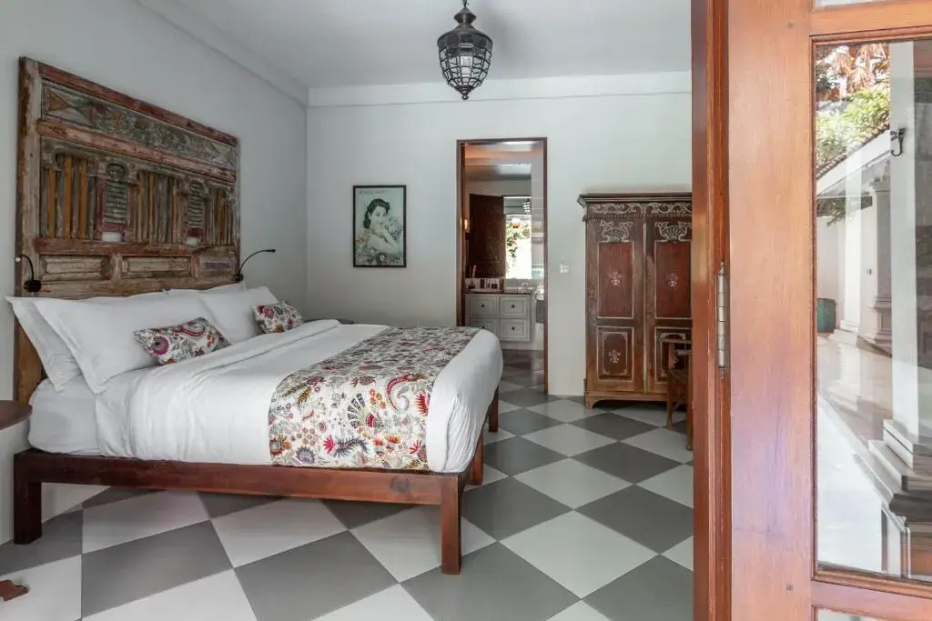 2 Bedrooms Villa with balcony and with view