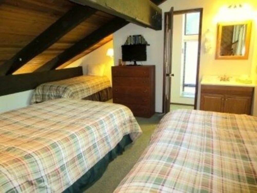 112 Standard Condominium 2 Bedrooms 2 Bathrooms Condo
