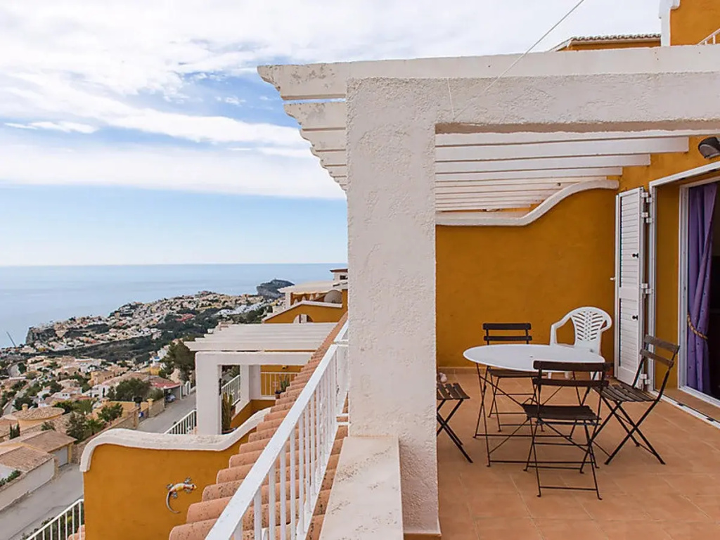 Balcony & Terrace