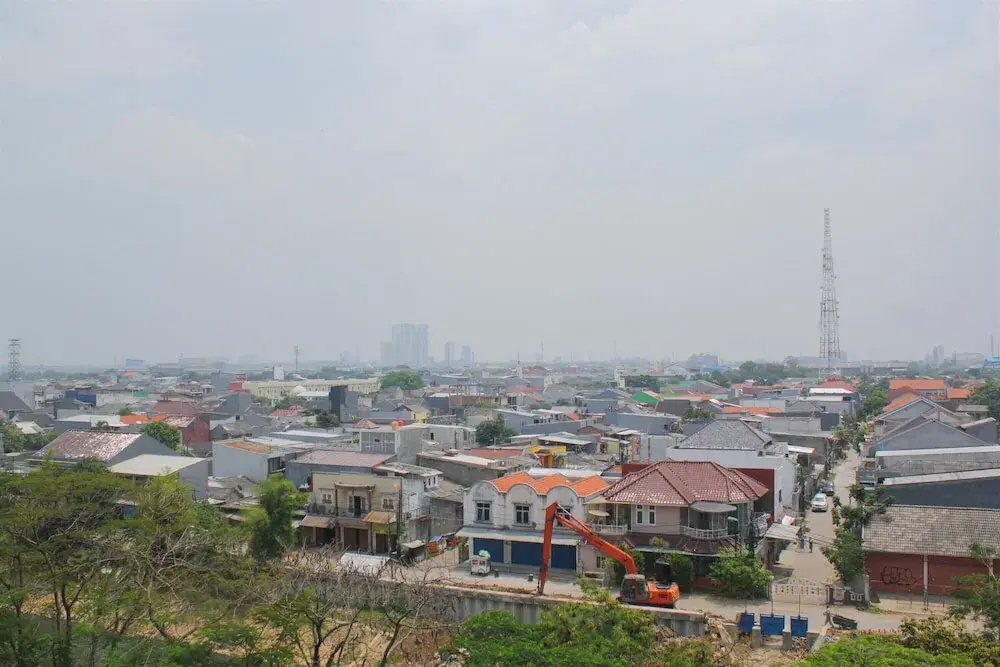 Wonderful 1Br Apartment At Mustika Golf Residence