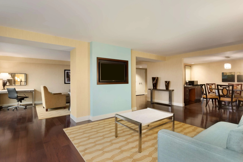 Lobby & Reception