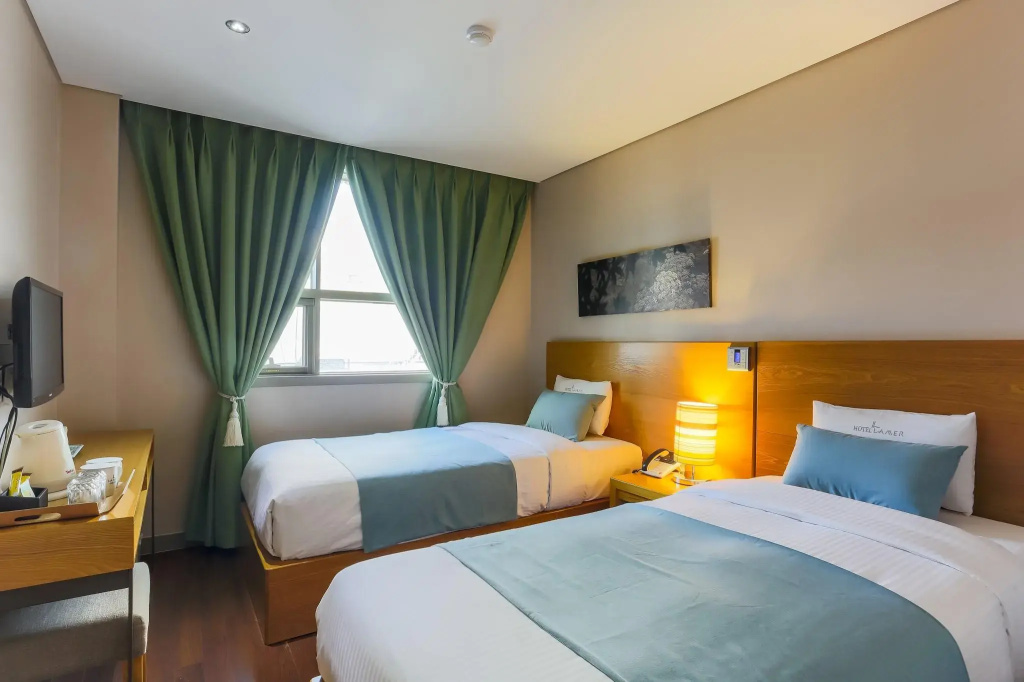 Business Double room (twin beds)