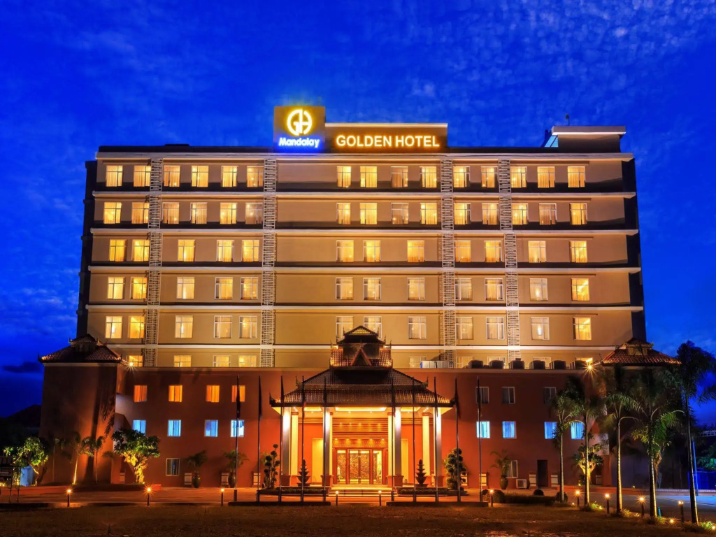 Golden Hotel