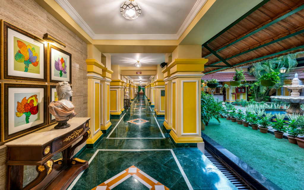 Hotel photo 12