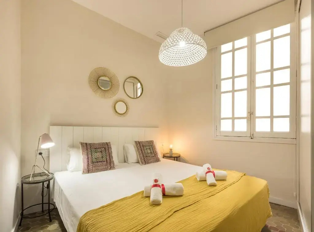 3 Bedrooms Apartment