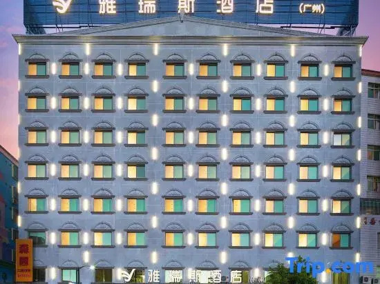 Yaris Hotel