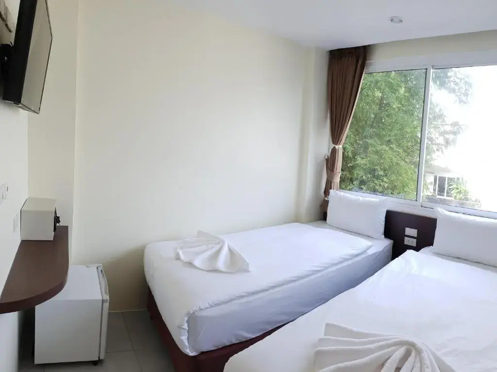 Economy Double room (twin beds)