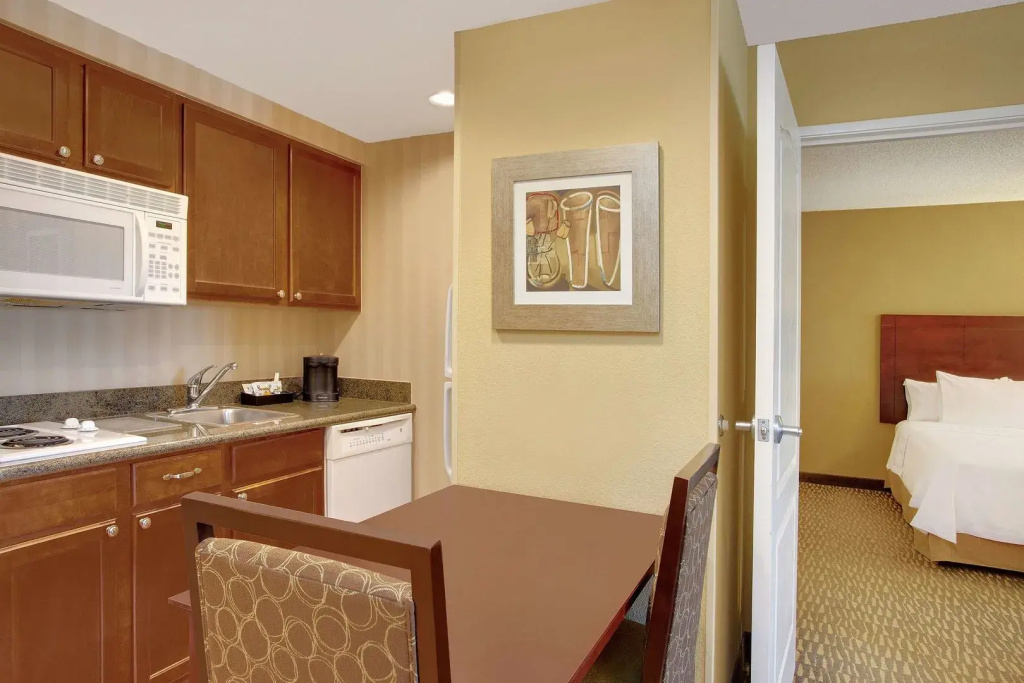 Homewood Suites by Hilton Tampa-Brandon - Général