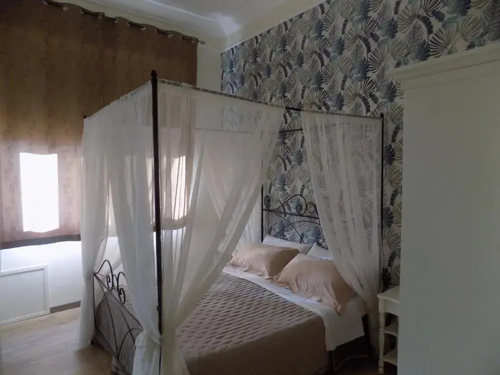 Superior Double room (full double bed)