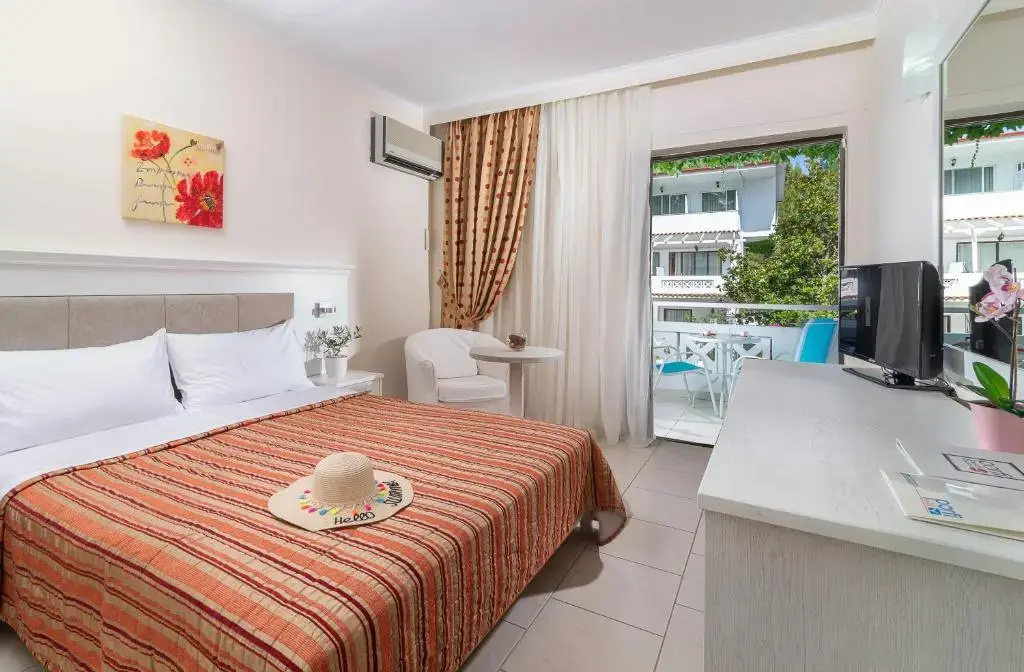 Porfi Beach Hotel - Chambres