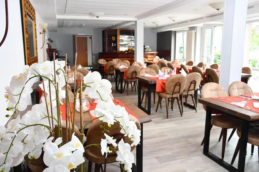 Hotel photo 12