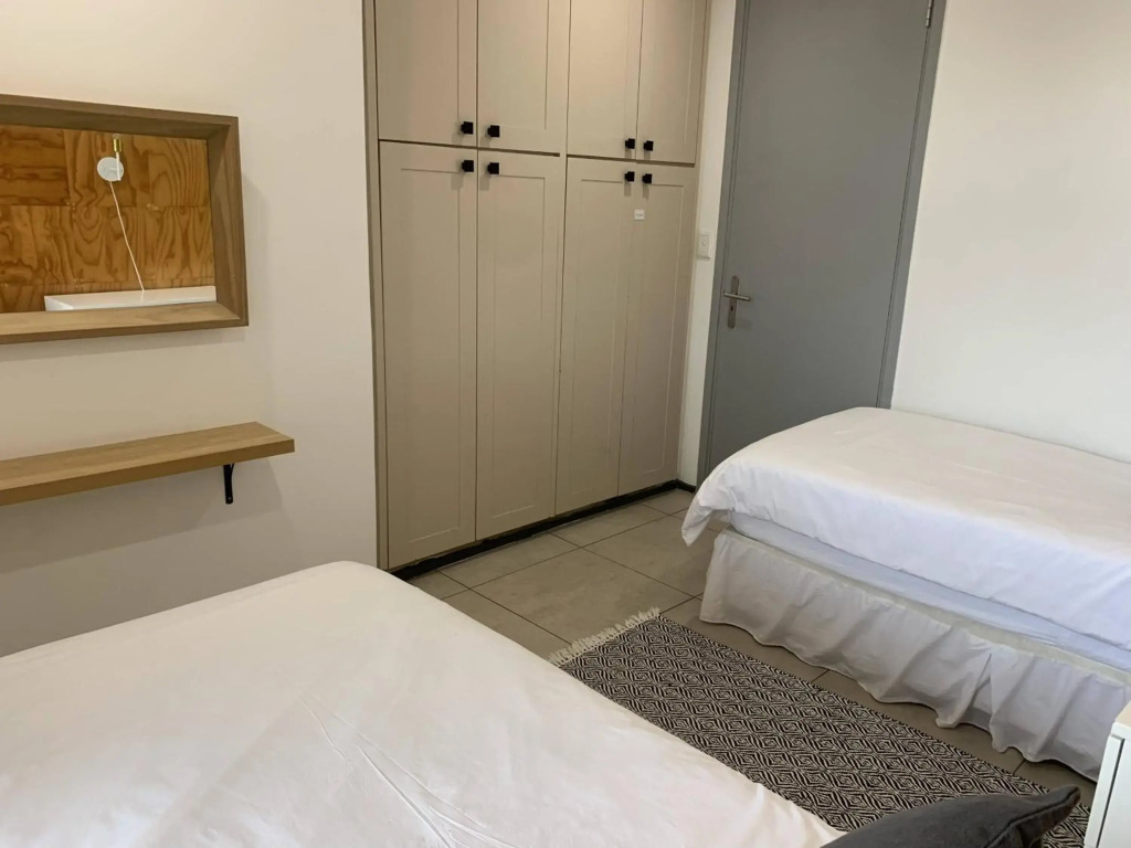 Point Waterfront Apartments - фото 31