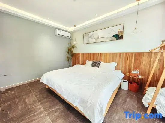 Standard Triple Family room