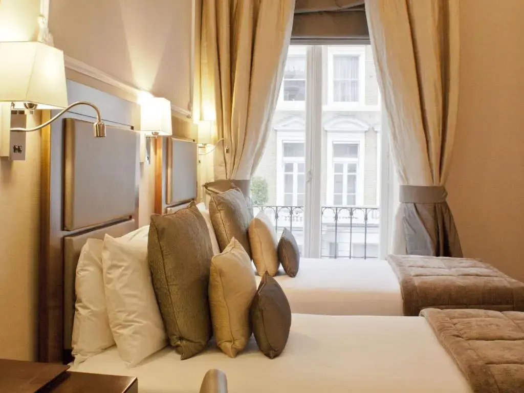 Executive Double room (twin beds)