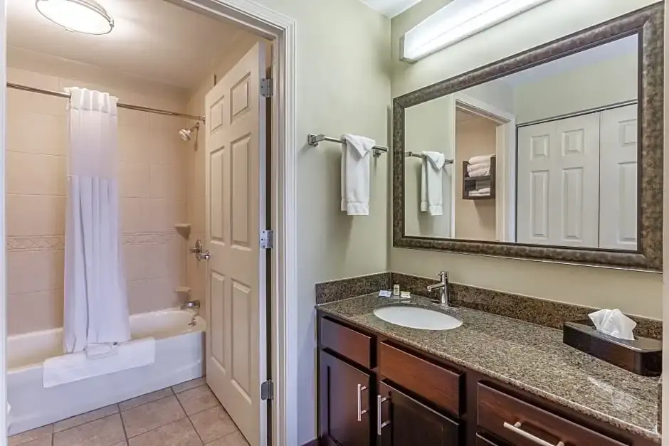 Staybridge Suites Davenport by IHG - Chambres