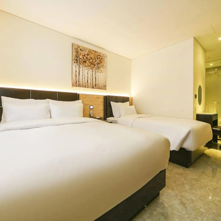 Hotel photo 32