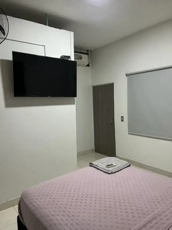 Executive Double room (full double bed)
