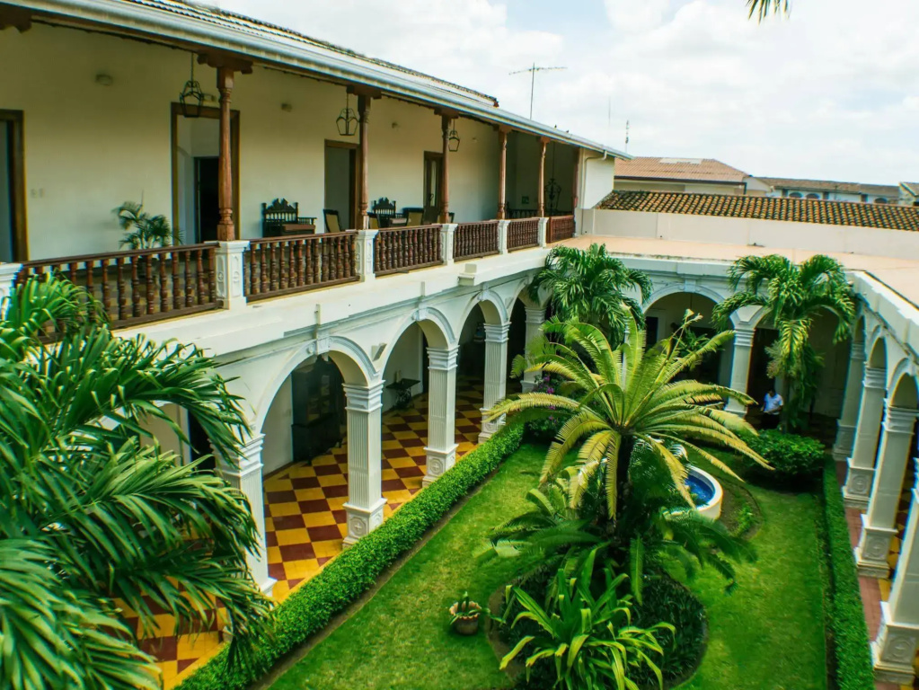 Hotel La Perla