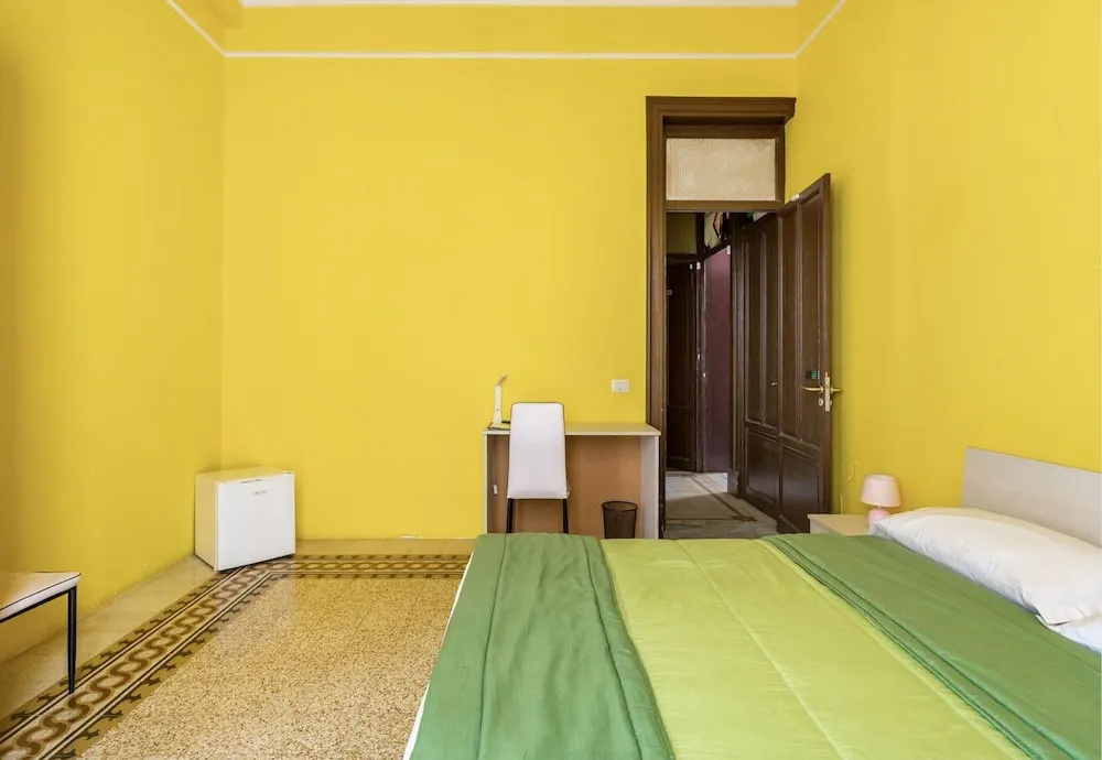 Economy room